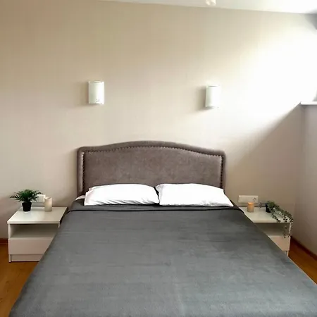 Apartamentai 11 דירה *